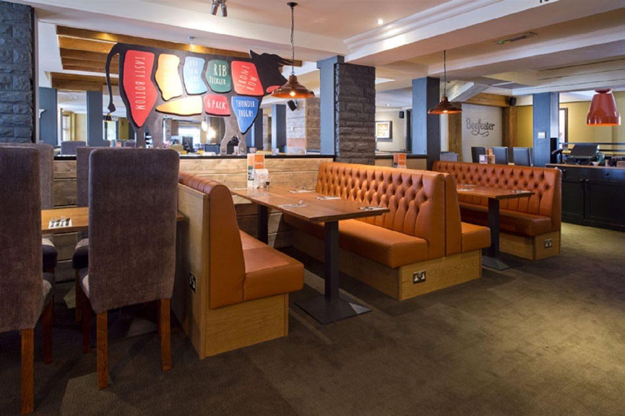 Premier Inn London 롬포드 외부 사진