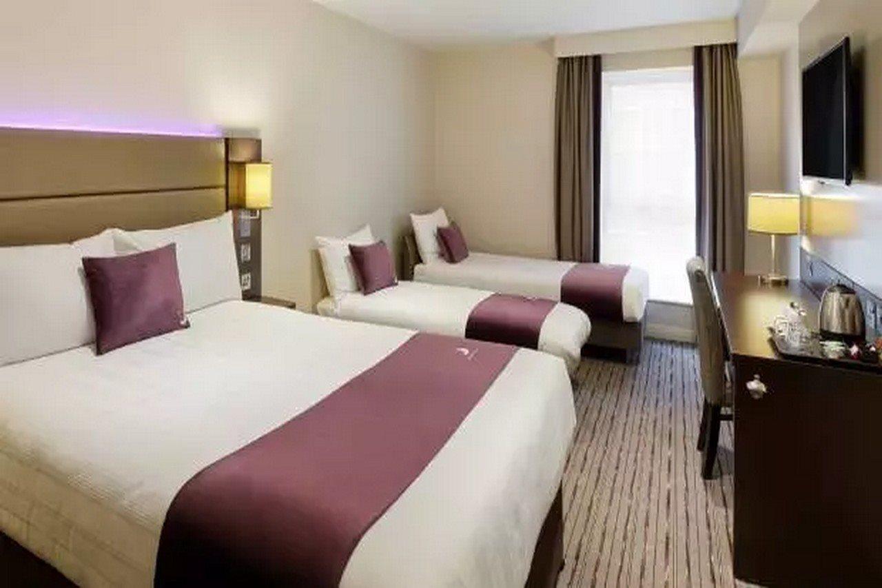 Premier Inn London 롬포드 외부 사진