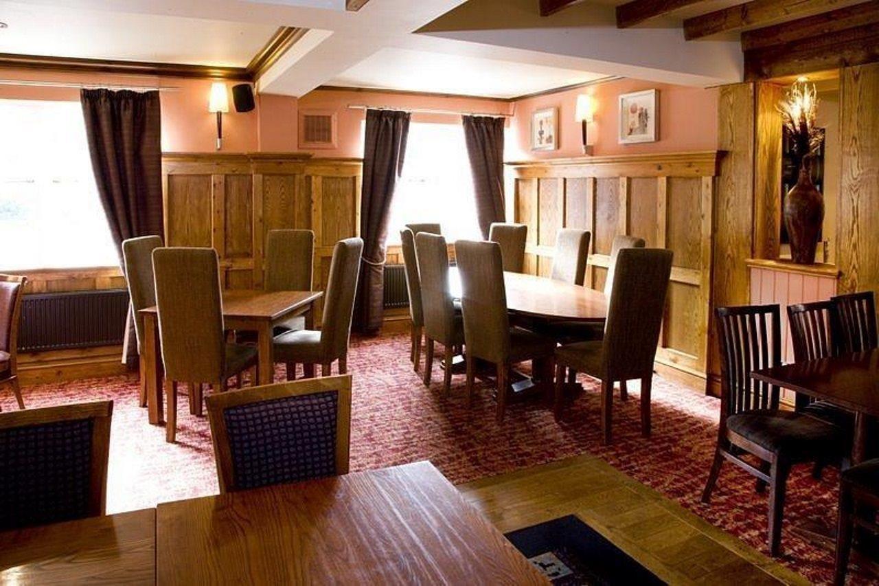 Premier Inn London 롬포드 외부 사진