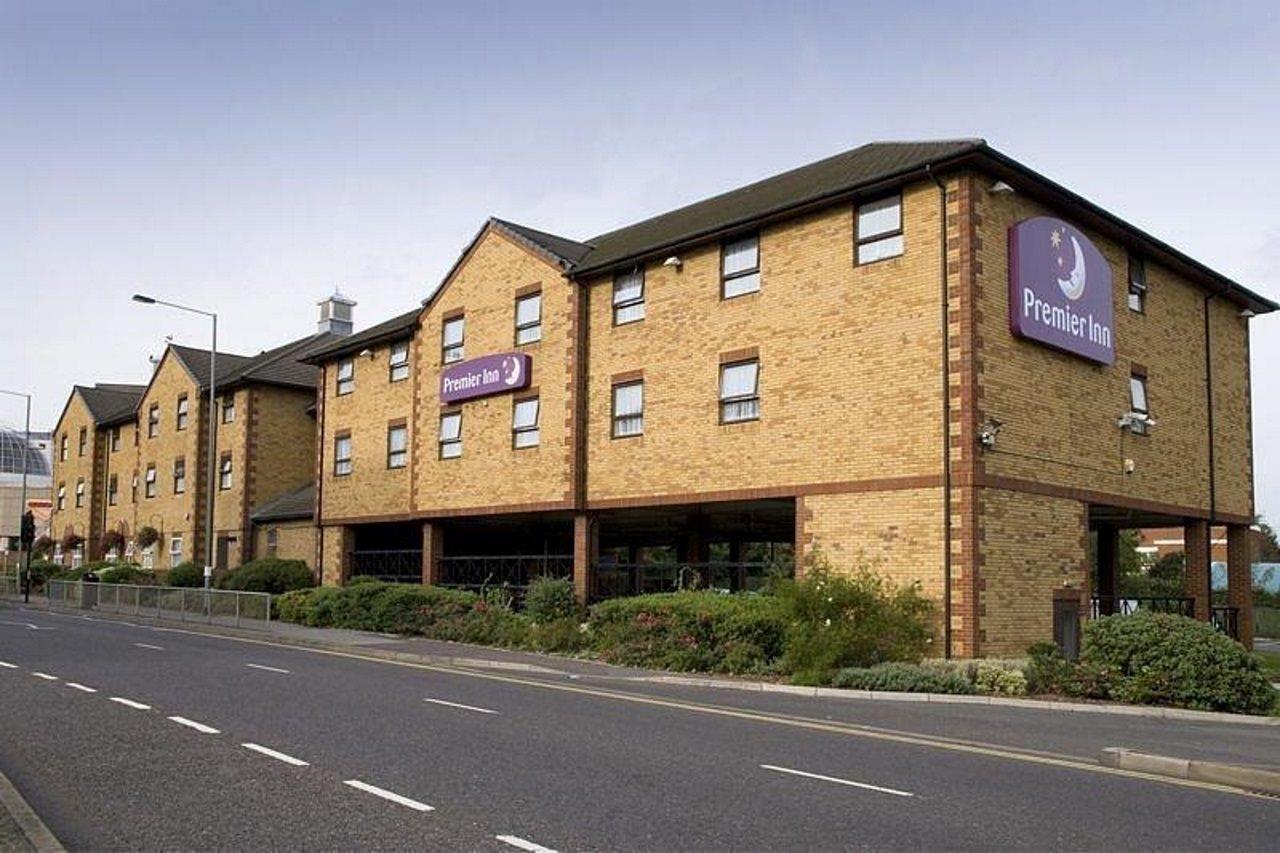 Premier Inn London 롬포드 외부 사진